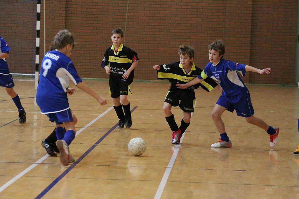 Międzynarodowy Halowy Turniej Mikołajkowy cz5