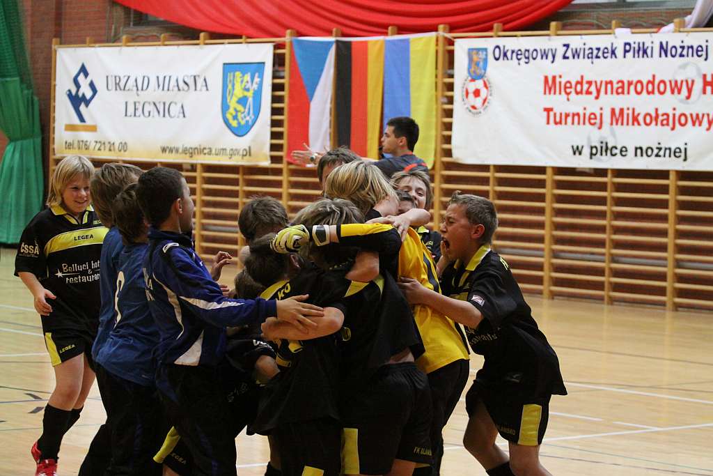 Międzynarodowy Halowy Turniej Mikołajkowy cz5