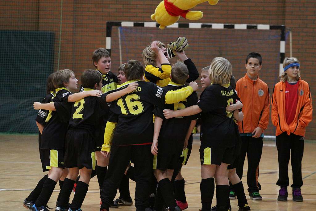 Międzynarodowy Halowy Turniej Mikołajkowy cz5