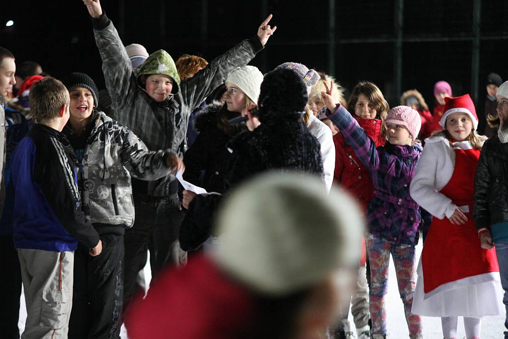Sezon 2011/2012 na lodowisku otwarty cz2