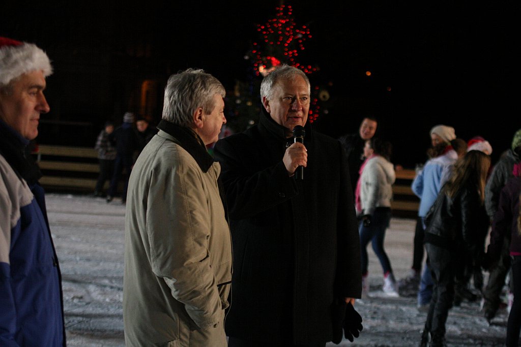 Sezon 2011/2012 na lodowisku otwarty cz2