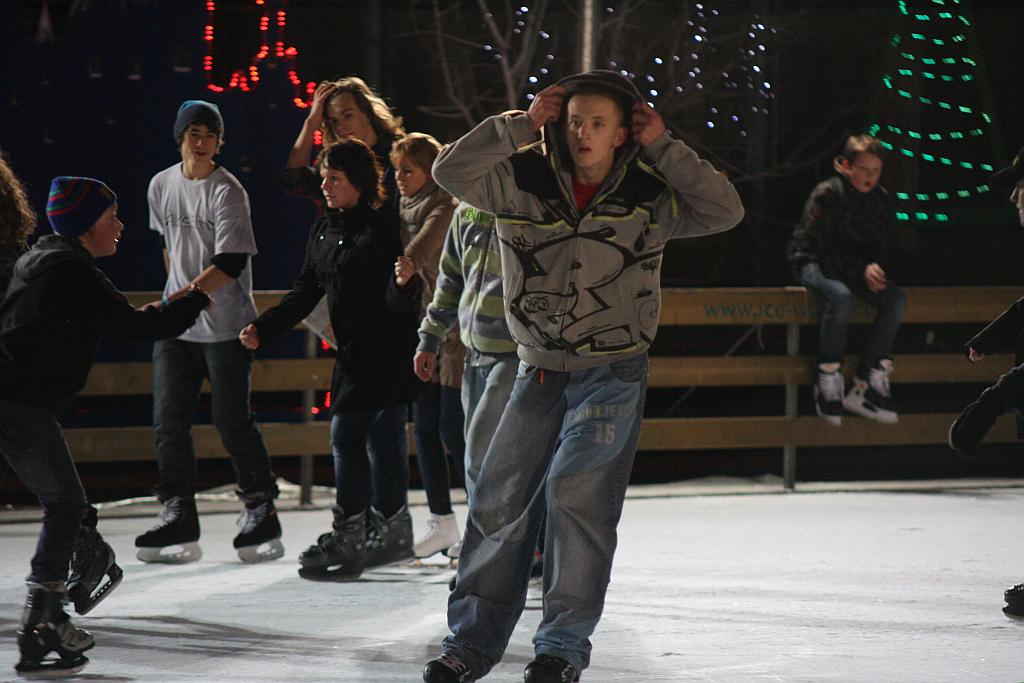 Sezon 2011/2012 na lodowisku otwarty cz1