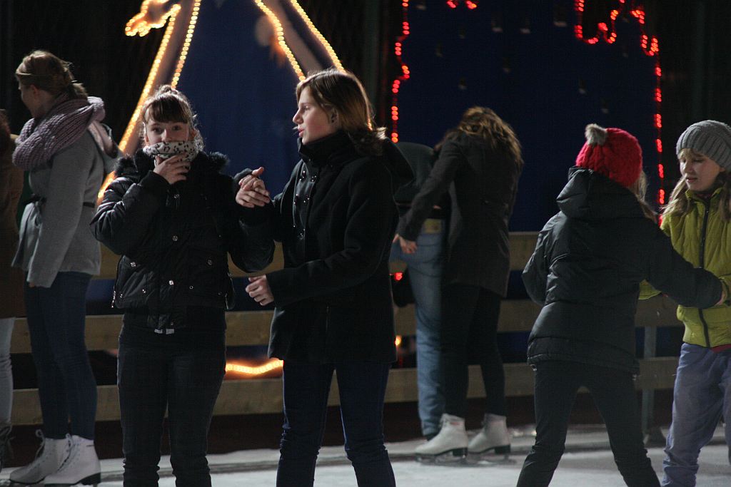 Sezon 2011/2012 na lodowisku otwarty cz1