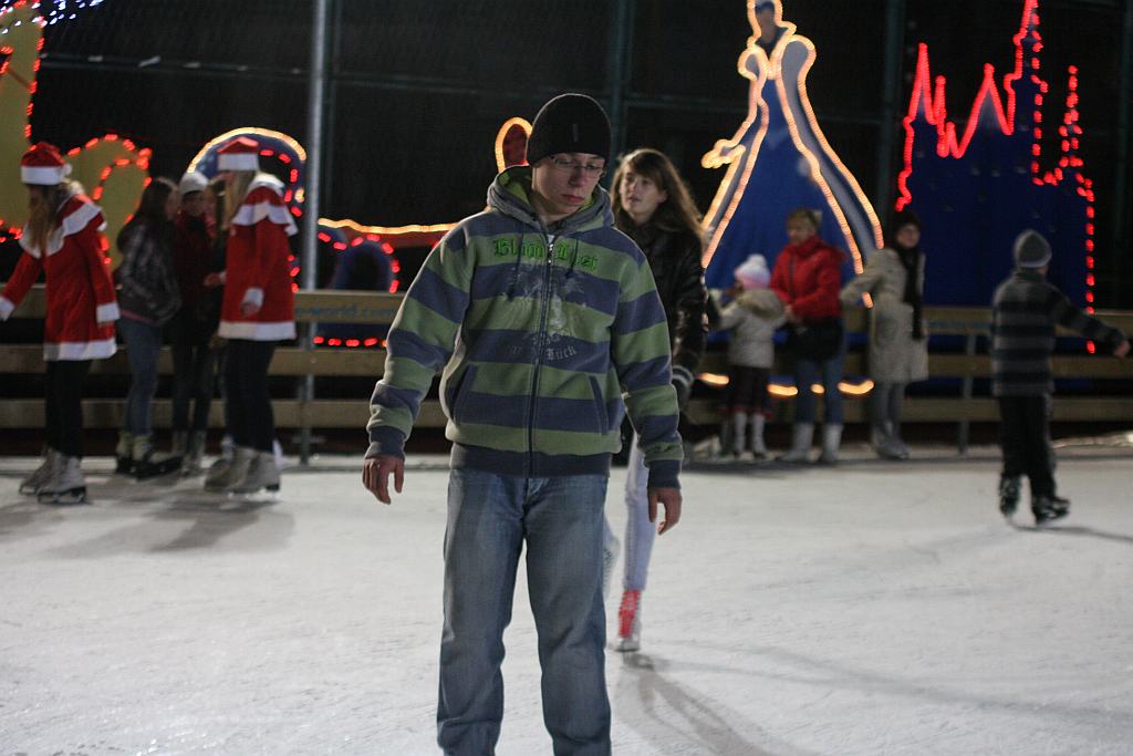 Sezon 2011/2012 na lodowisku otwarty cz1