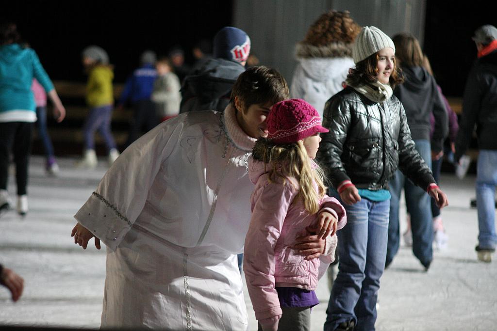Sezon 2011/2012 na lodowisku otwarty cz1