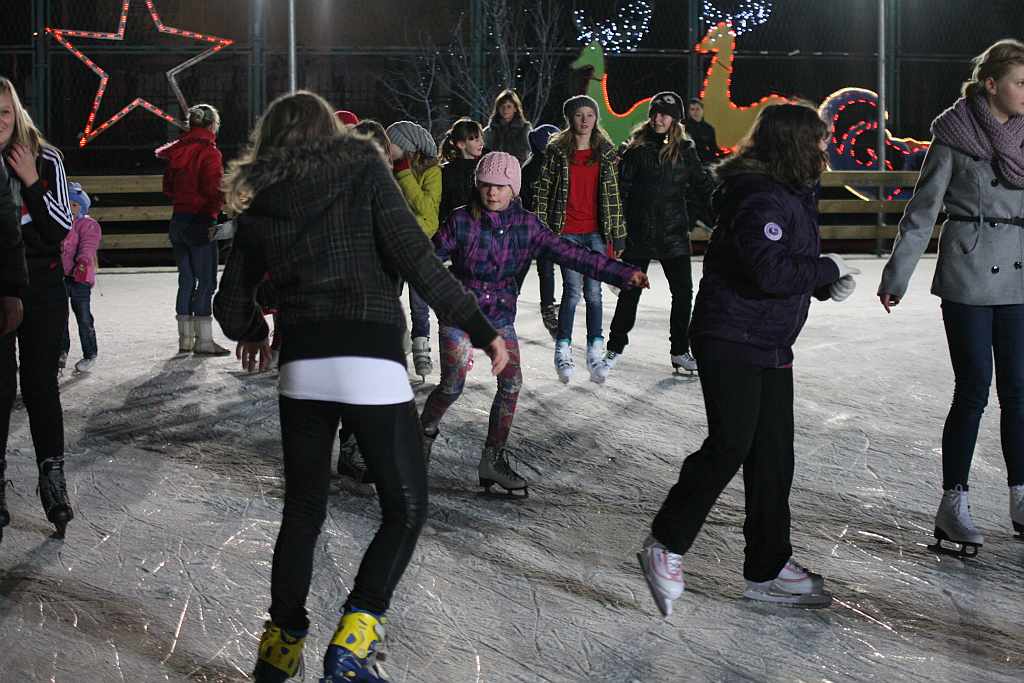 Sezon 2011/2012 na lodowisku otwarty cz1
