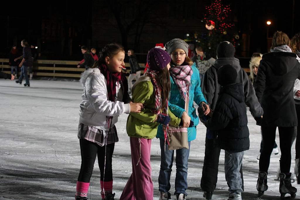 Sezon 2011/2012 na lodowisku otwarty cz1