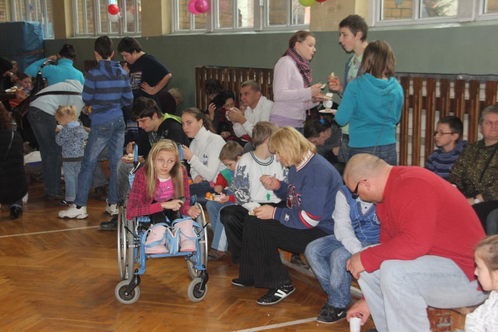 TPD. Mikołaj dla niepełnosprawnych w SP4