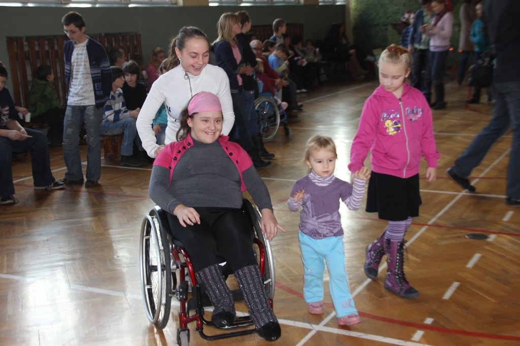 TPD. Mikołaj dla niepełnosprawnych w SP4