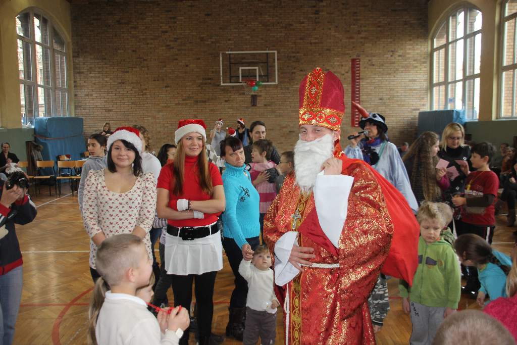 TPD. Mikołaj dla niepełnosprawnych w SP4