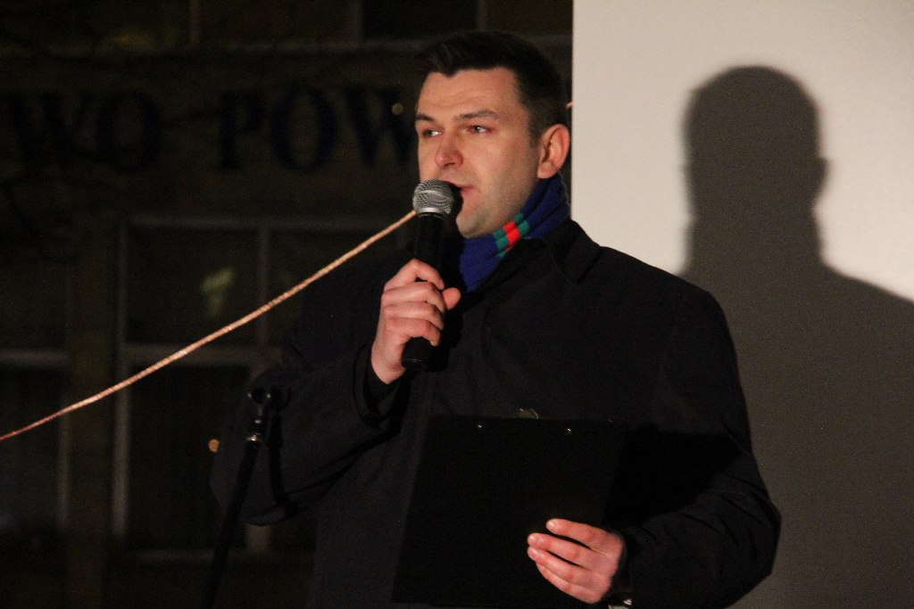 Pomnik to hańba. Jego miejsce na cmentarzu