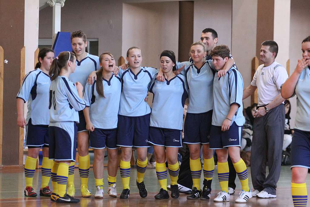 Finały Licealiady dziewcząt w Halowej Piłce Nożnej cz2