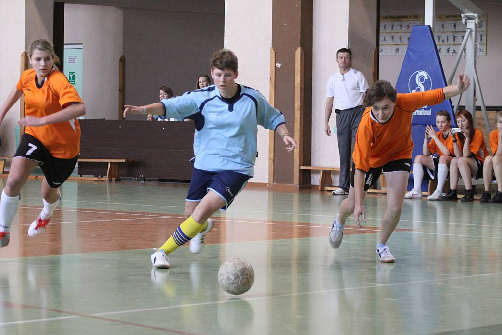 Finały Licealiady dziewcząt w Halowej Piłce Nożnej cz2