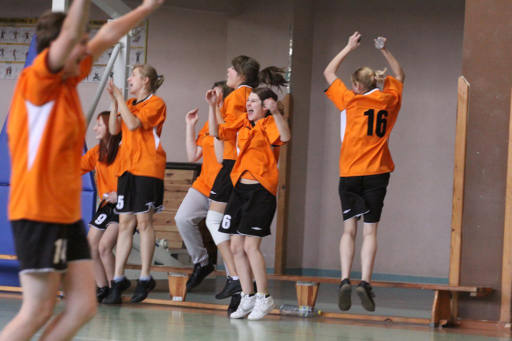 Finały Licealiady dziewcząt w Halowej Piłce Nożnej cz2