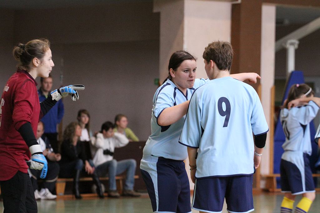 Finały Licealiady dziewcząt w Halowej Piłce Nożnej cz1