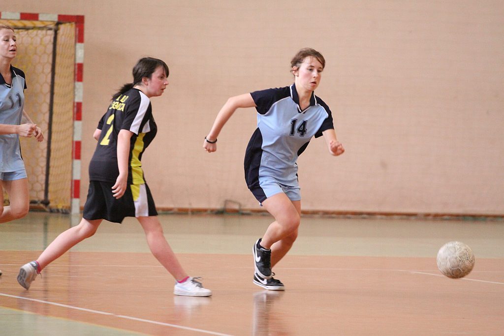 Finały Licealiady dziewcząt w Halowej Piłce Nożnej cz1