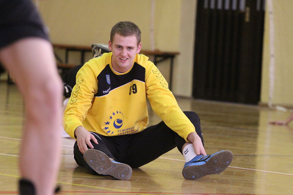 UKS Dziewiątka - Zagłębie Lubin 33 - 35