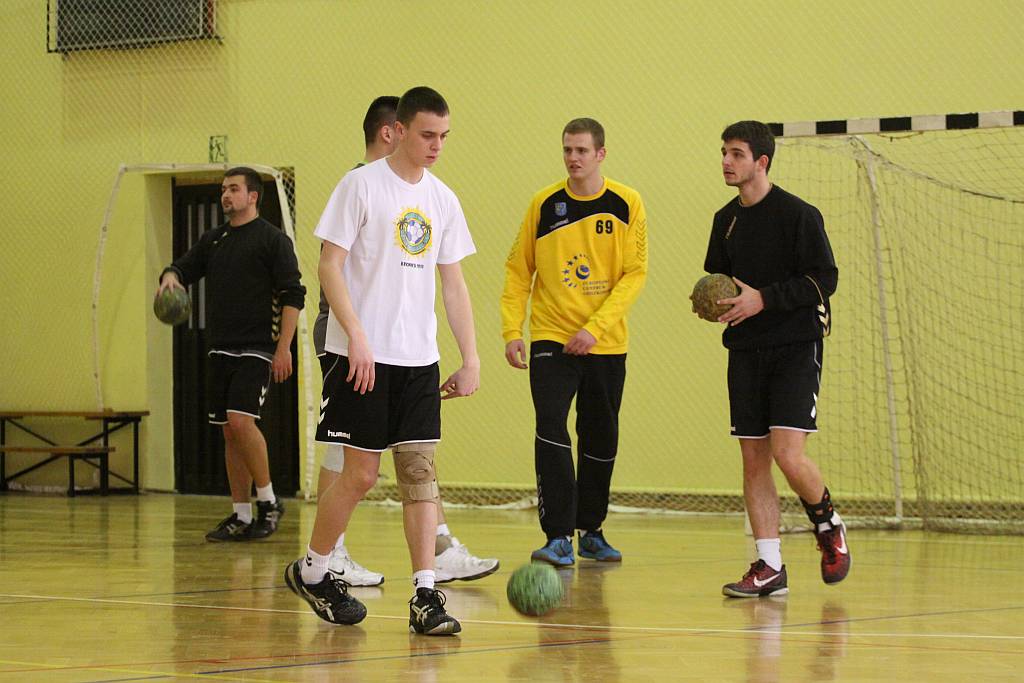 UKS Dziewiątka - Zagłębie Lubin 33 - 35