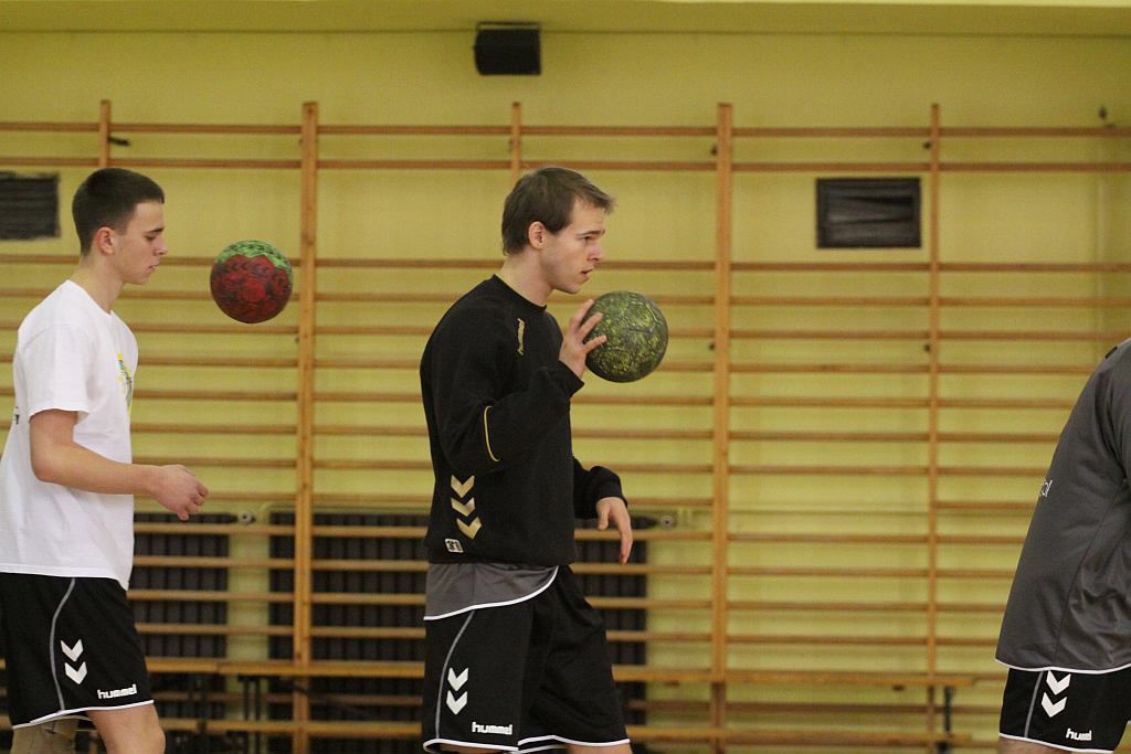 UKS Dziewiątka - Zagłębie Lubin 33 - 35