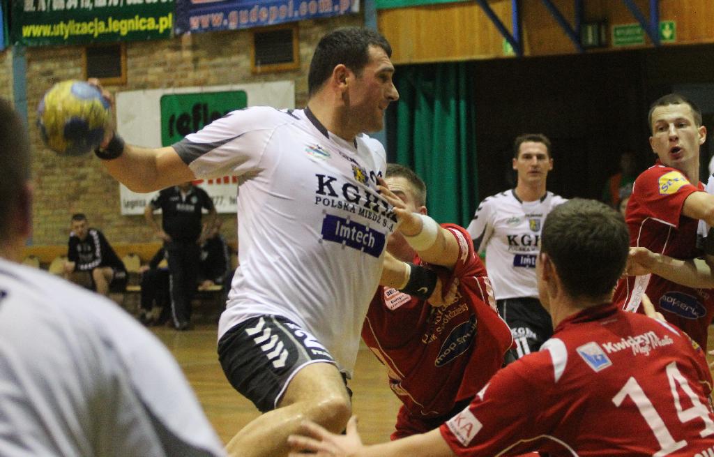 Miedzianka kończy rok porażką