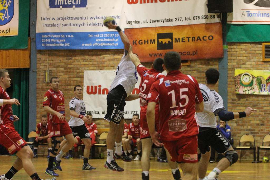 Miedzianka kończy rok porażką