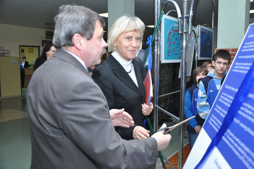 Wystawa Polskiej Prezydencji w Zespole Szkół Integracyjnych