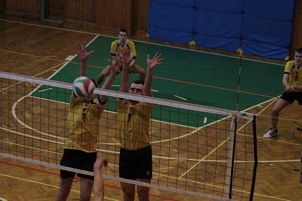 Ikar Legnica - SPS Chrobry Głogów