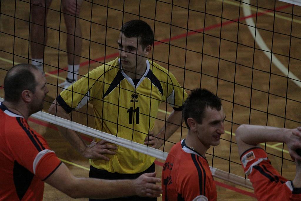 Ikar Legnica - SPS Chrobry Głogów