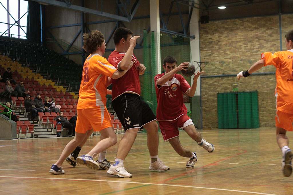 UKS Dziewiątka - Żagiew Dzierżoniów 35:25