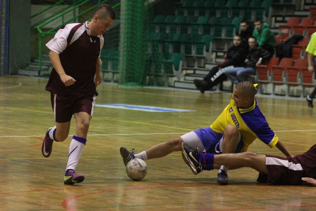 Zanam Legmet wraca na fotel lidera