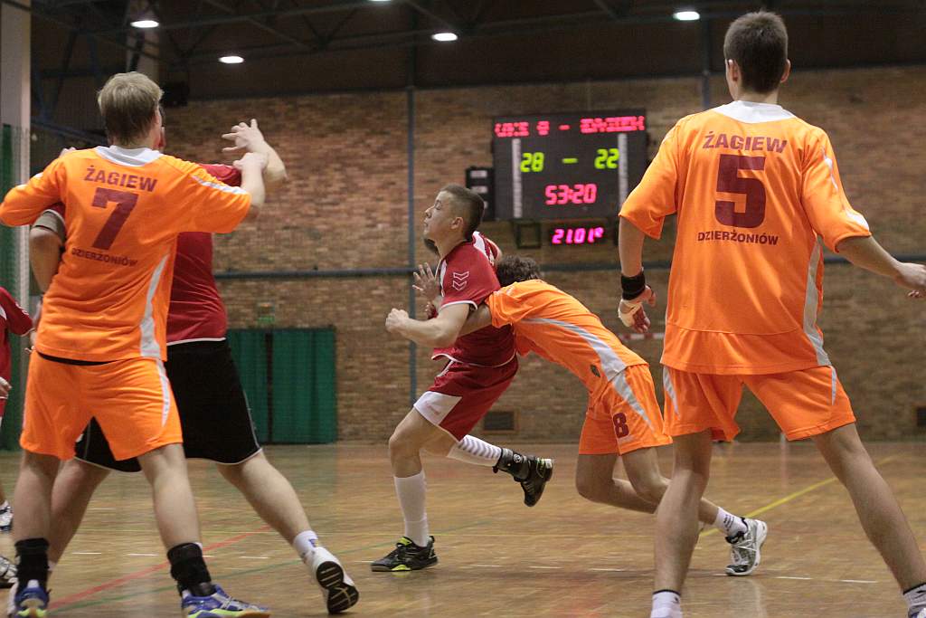 UKS Dziewiątka - Żagiew Dzierżoniów 35:25