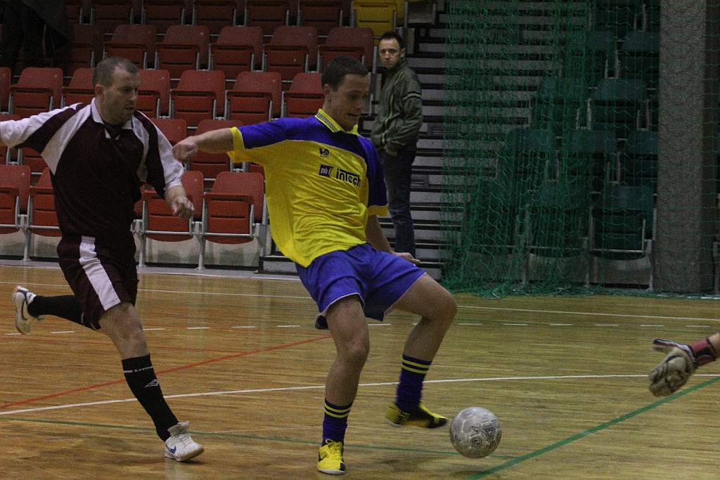 Zanam Legmet wraca na fotel lidera