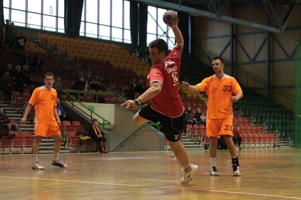 UKS Dziewiątka - Żagiew Dzierżoniów 35:25