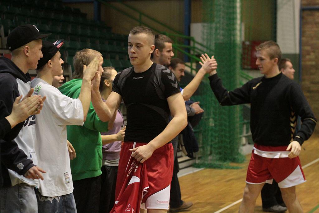 UKS Dziewiątka - Żagiew Dzierżoniów 35:25
