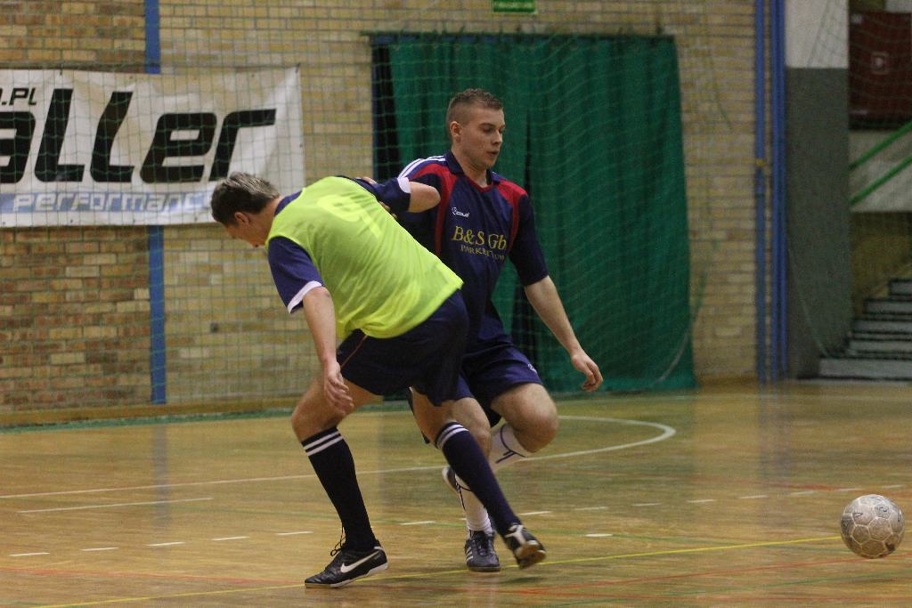 Zanam Legmet wraca na fotel lidera