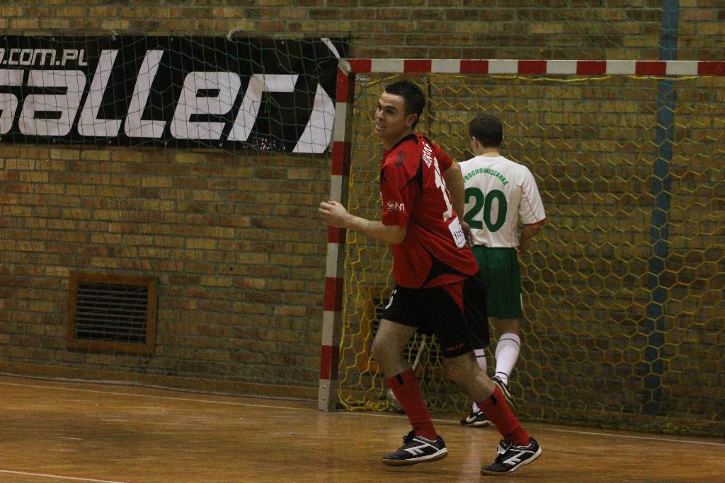Zanam Legmet wraca na fotel lidera