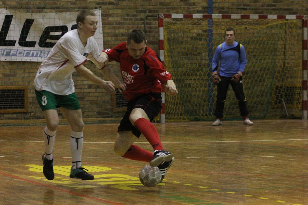 Zanam Legmet wraca na fotel lidera