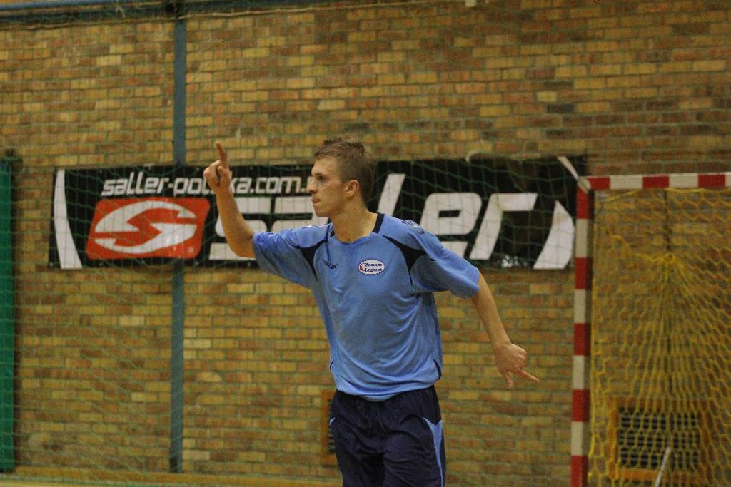 Zanam Legmet wraca na fotel lidera