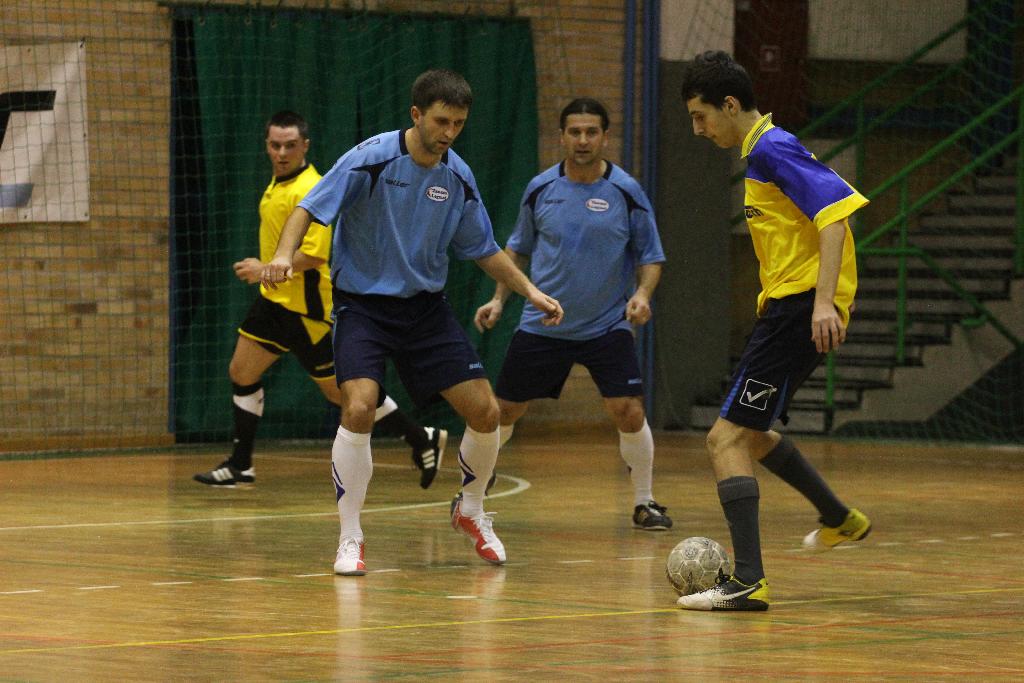 Zanam Legmet wraca na fotel lidera