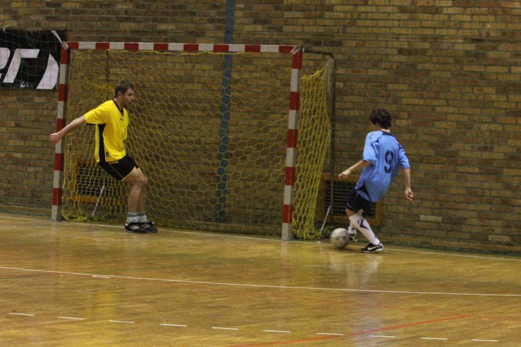 Zanam Legmet wraca na fotel lidera