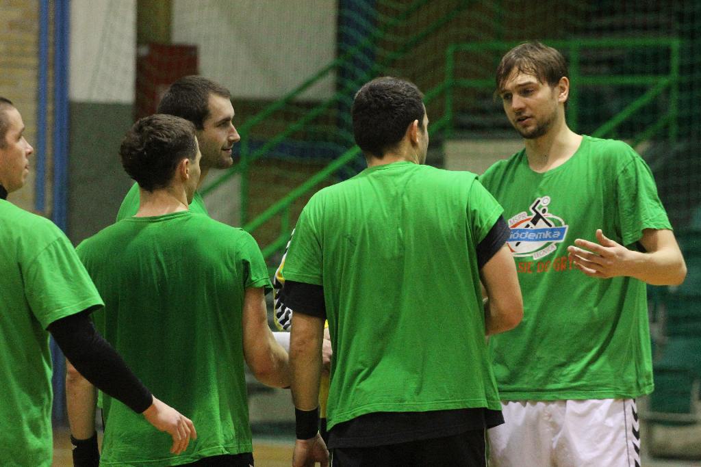 Siódemka Miedź znów lepsza od pierwszoligowca