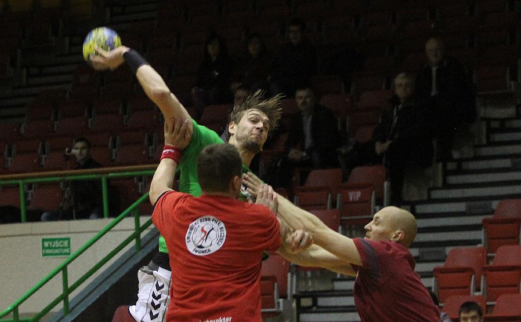 Siódemka Miedź znów lepsza od pierwszoligowca