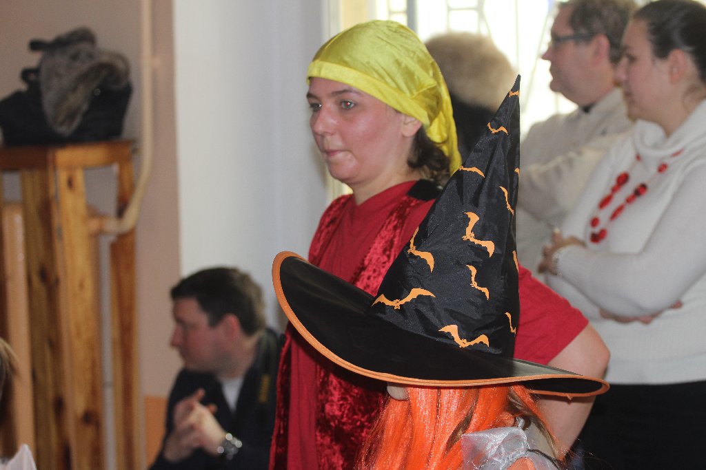 Bal Karnawałowy i zajęcia plastyczne