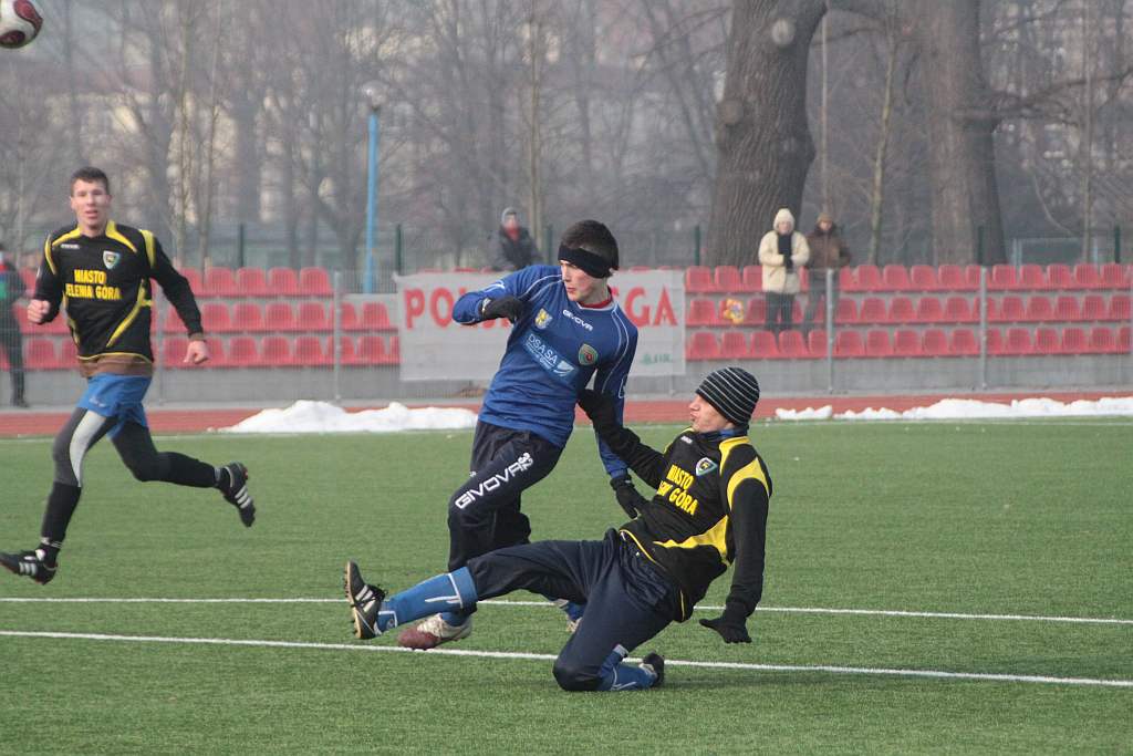 Miedź II - Karkonosze 5:0