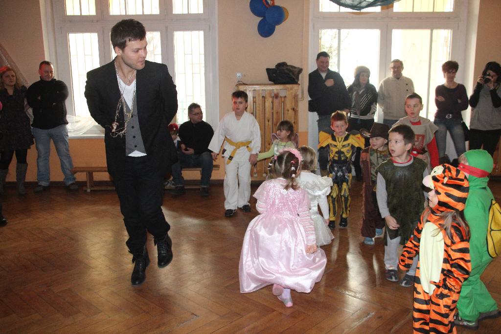 Bal Karnawałowy i zajęcia plastyczne
