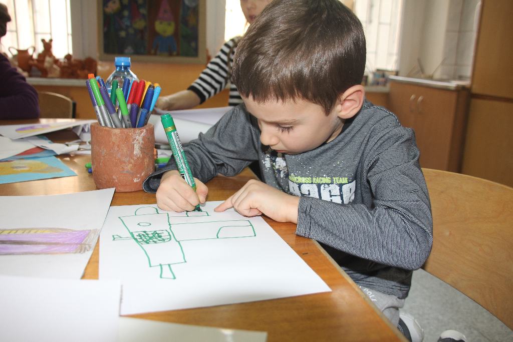 Bal Karnawałowy i zajęcia plastyczne