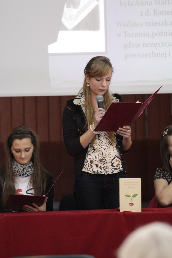 Przedstawienie ku pamięci Wisławy Szymborskiej