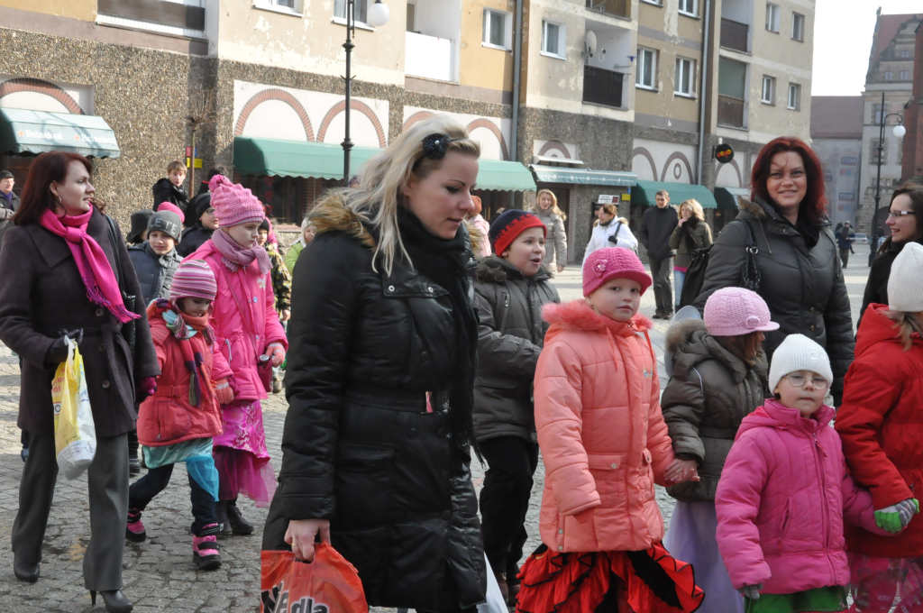 Galeria Gwarna zaprosiła do zabawy walentynkowo - karnawałowej
