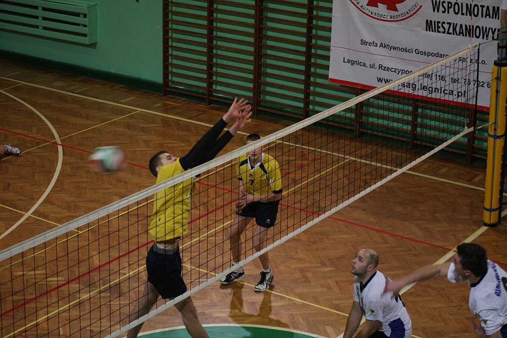 Ikar Legnica - Bielawianka