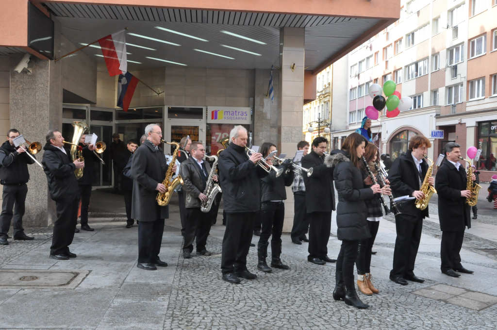 Galeria Gwarna zaprosiła do zabawy walentynkowo - karnawałowej